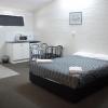 the plains motor inn