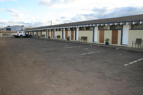 The Plains Motor Inn,Australia>>Gunnedah,3 star