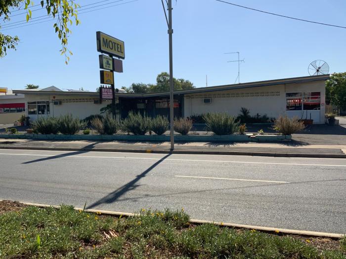 top 1 motel