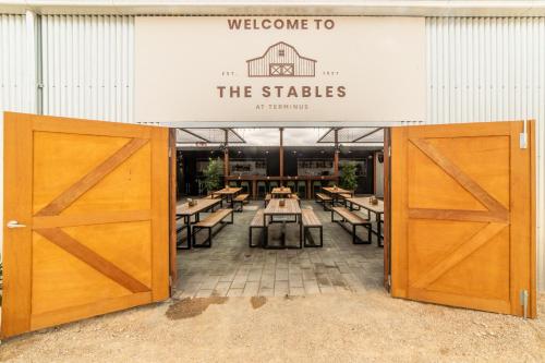 terminus hotel yarrawonga