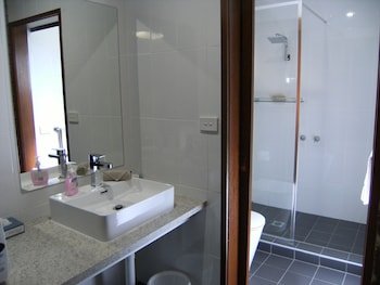 Regency Court Motel,Cobram East>>Cobram,3 star