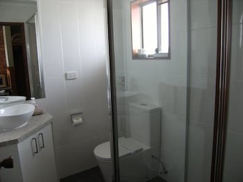 Regency Court Motel,Cobram East>>Cobram,3 star