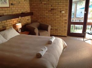 Fish Creek Hotel,Foster>>Fish Creek,1 star
