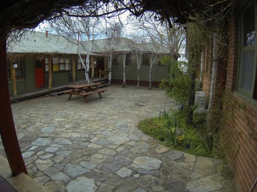 bunkhouse motel cooma