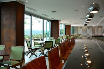 guamini mision hotel