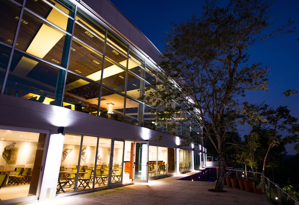 guamini mision hotel