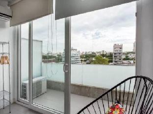 ba hollywood apartments