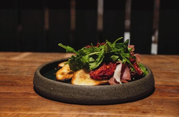 cyan soho neuquen hotel