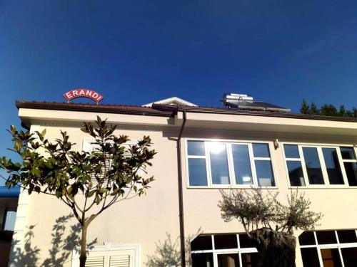erandi hotel tirana