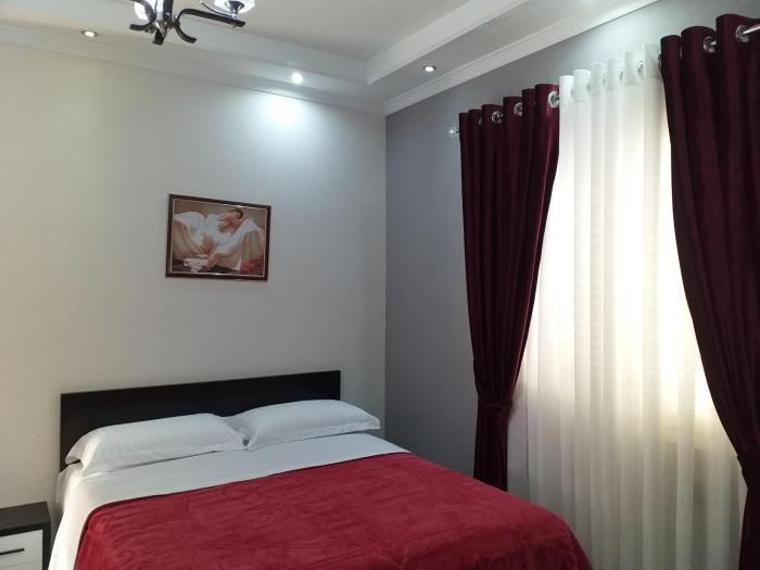 erandi hotel tirana