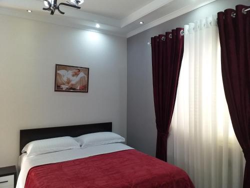 erandi hotel tirana