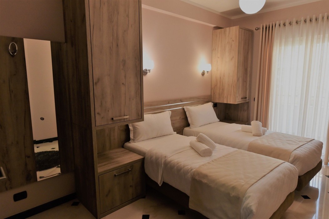 hotel pandora residence