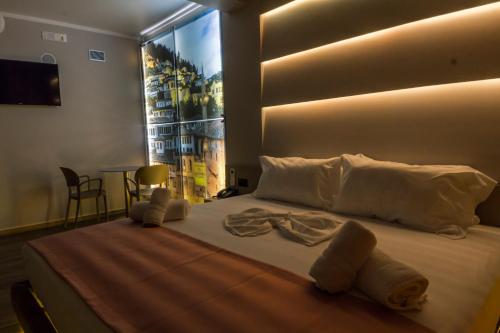 hotel pandora residence