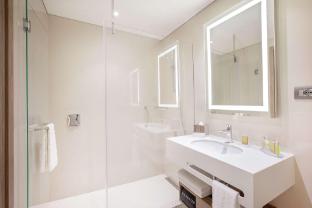 hilton garden inn tirana
