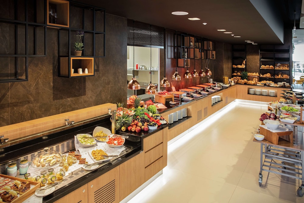 hilton garden inn tirana