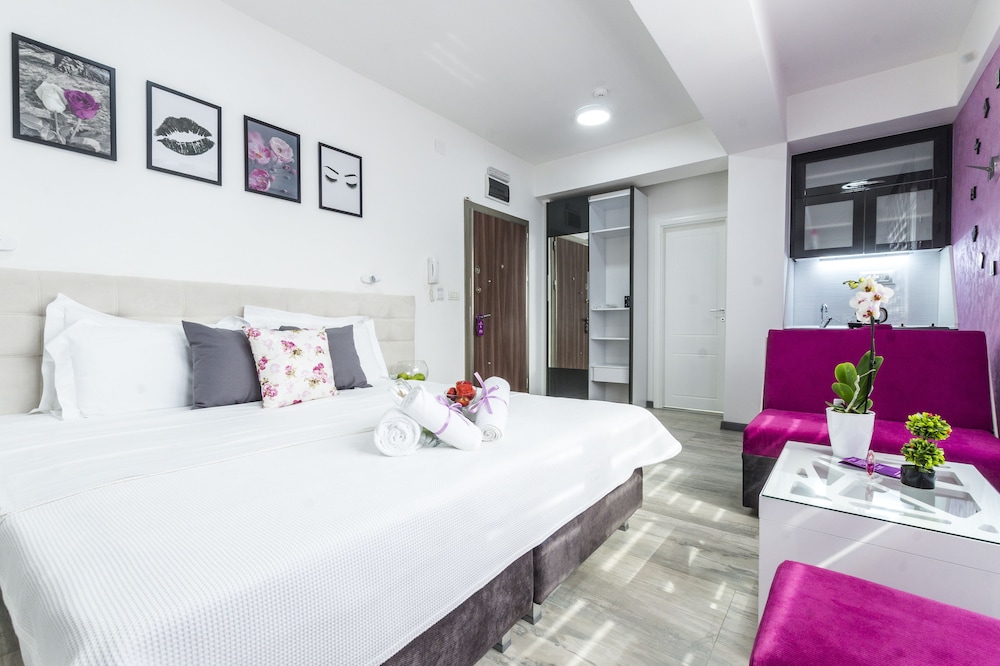 astera apart hotel