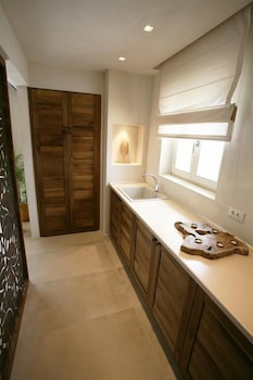 atlantis beach residence