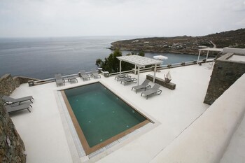 atlantis beach residence