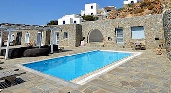 atlantis beach residence