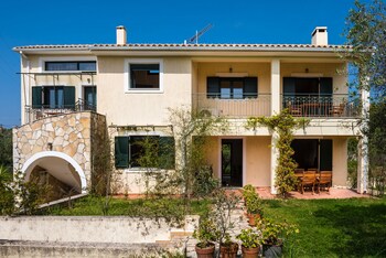kefalonia