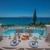 garbis villas