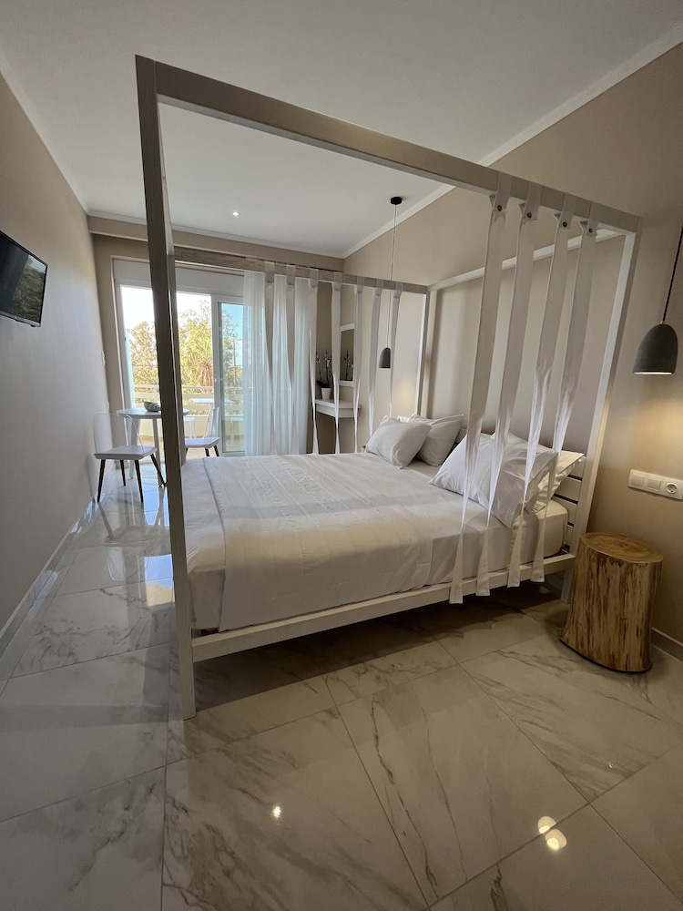 mear luxury apartments and studios