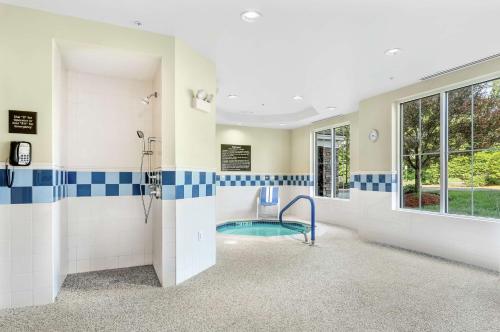 hampton inn nashua
