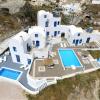 santorini traditional suites