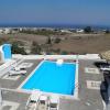 santorini traditional suites