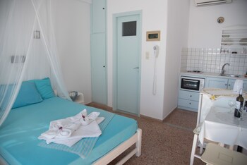 paros carmel