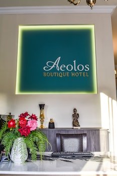 aeolos boutique resort and suites