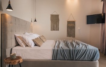 aeolos boutique resort and suites