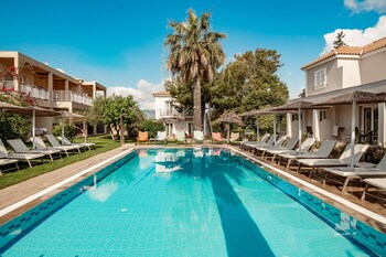 Aeolos Boutique Resort And Suites,Pineios>>Kalamaki,4 star