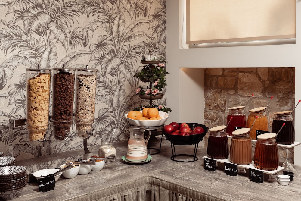 aeolos boutique resort and suites