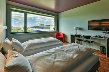 Dasbreitehotel,Basel>>Arlesheim,3 star