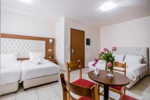thalassa apart hotel