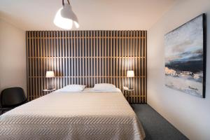 marina alimos hotel apartments