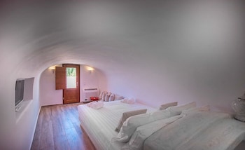 anemi house and villas