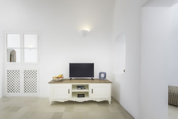 anemi house and villas