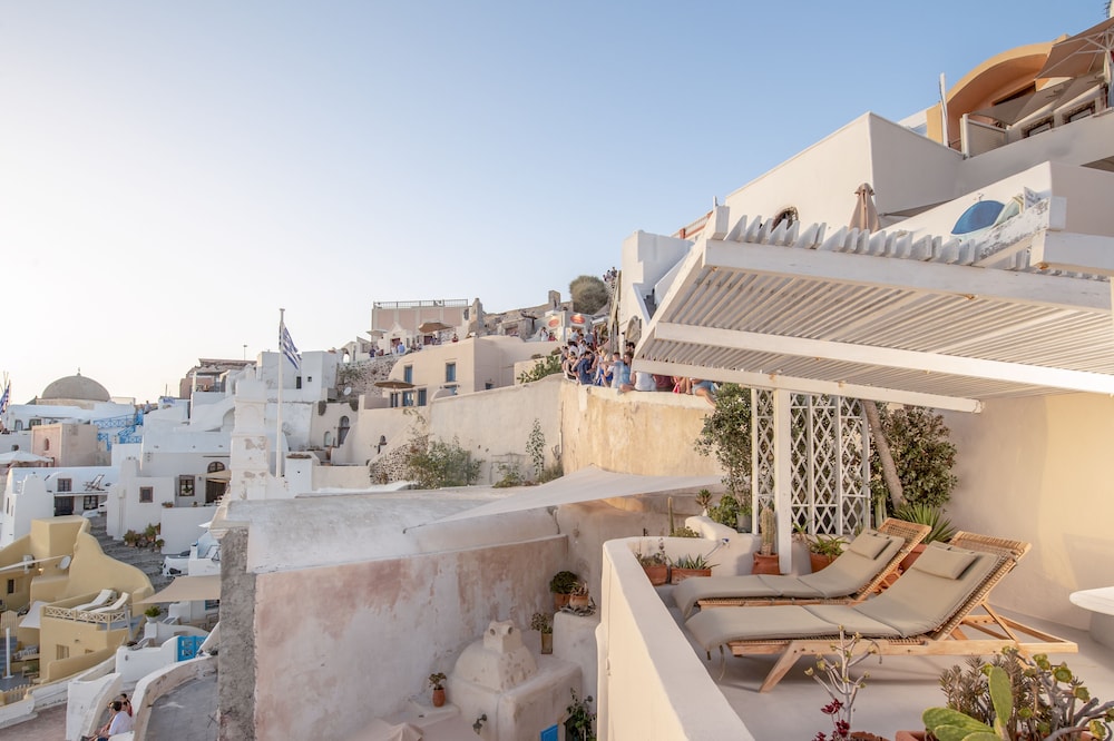 anemi house and villas