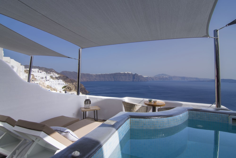 secret legend suites adults only