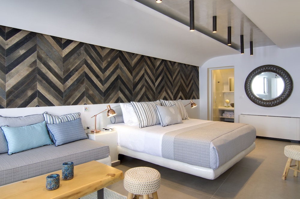 secret legend suites adults only