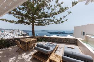 morfes luxury suites by caldera houses