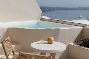 morfes luxury suites by caldera houses