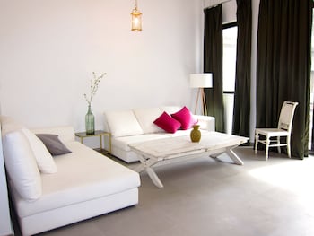 concierge monastiraki