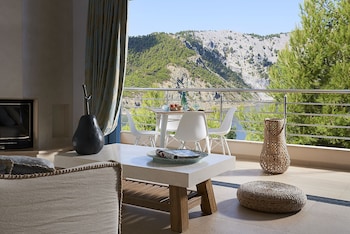 xenia residence and suites