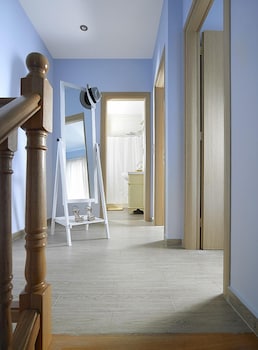 xenia residence and suites
