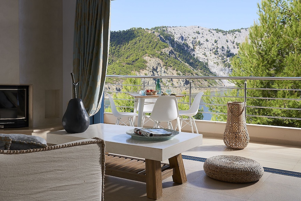 xenia residence and suites