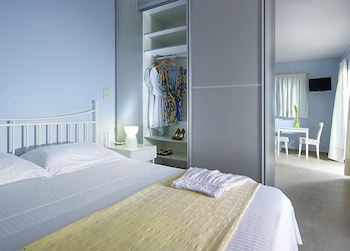 xenia residence and suites