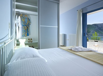 xenia residence and suites